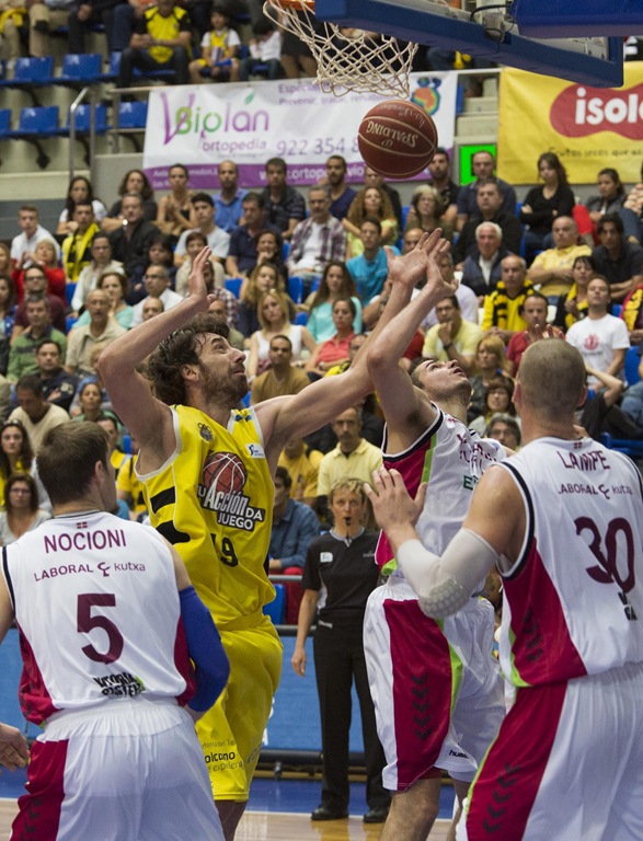 Acbphoto: CB Canarias y Baskonia 23 años después (19/05/13)
