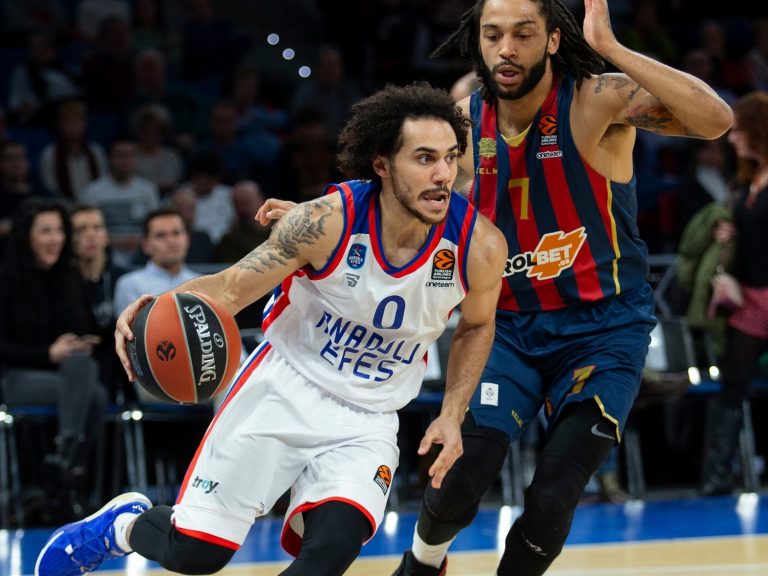 Euroliga J12.Kirolbet Baskonia 77-102 Anadolu Efes