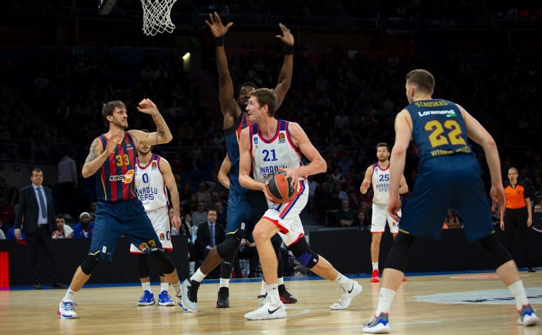 KIROLBET Baskonia vs Anadolu Efes (77-102) | Highlights | Turkish Airlines EuroLeague