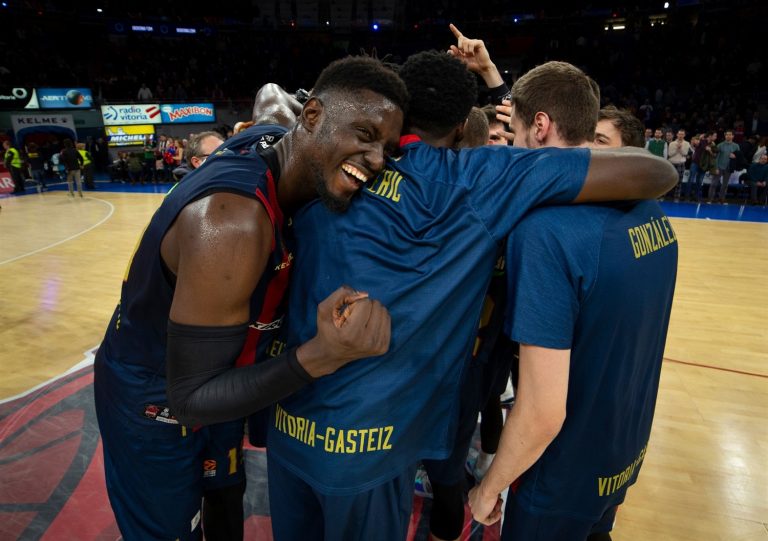Baskonia vs Khimki Moscow (83-79) | Highlights | Turkish Airlines EuroLeague
