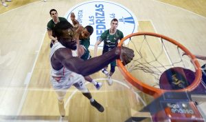 Liga ACB J20.Unicaja de Málaga 82-72 Kirolbet Baskonia