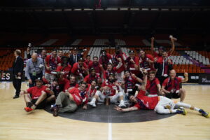 !!!!Baskonia consigue la cuarta Liga ACB!!! !!!Campeones 10 años después!!!