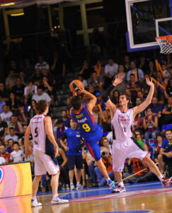 Previa Final Liga ACB 09/10 J3. Caja Laboral Baskonia – F.C Barcelona