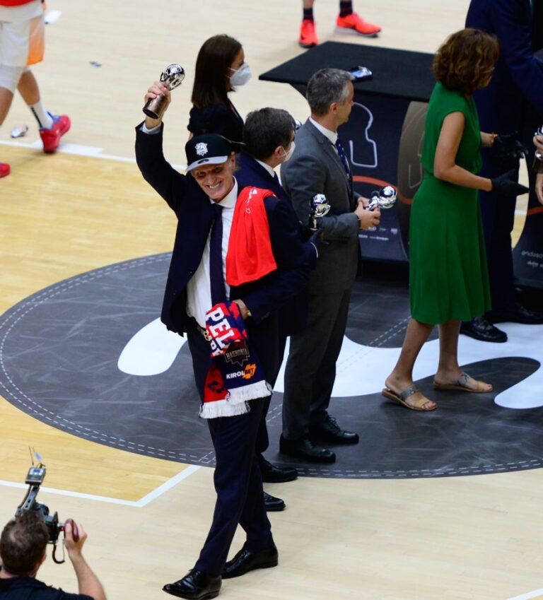 Baskonia sueña con la Euroliga después de conquistar la ACB
