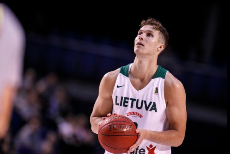 Tadas Sedekerskis debuta con la selección de Lituania
