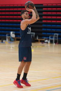 Luca Vildoza se fractura los huesos propios de la nariz