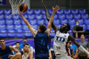 Pretemporada:Movistar Estudiantes 78-82 TD Systems Baskonia