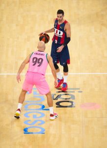 El TD Systems Baskonia – FC Barcelona del próximo viernes se adelanta a las 20.30 horas