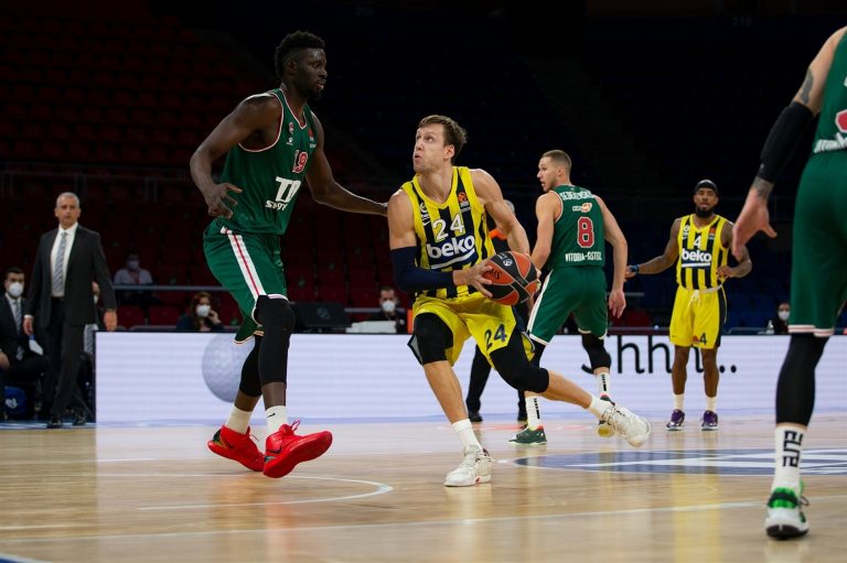 Euroliga J9.TD Systems Baskonia 86-68 Fenerbahçe