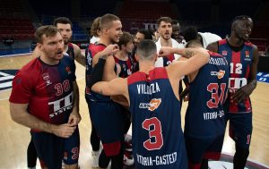 Victoria de equipo, cinco jugadores por encima de los diez puntos y tope de asistencias para Pierria Henry