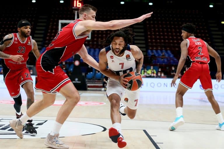 Euroliga J16. AX Armani Exchange Milán 79-84 TD Systems Baskonia