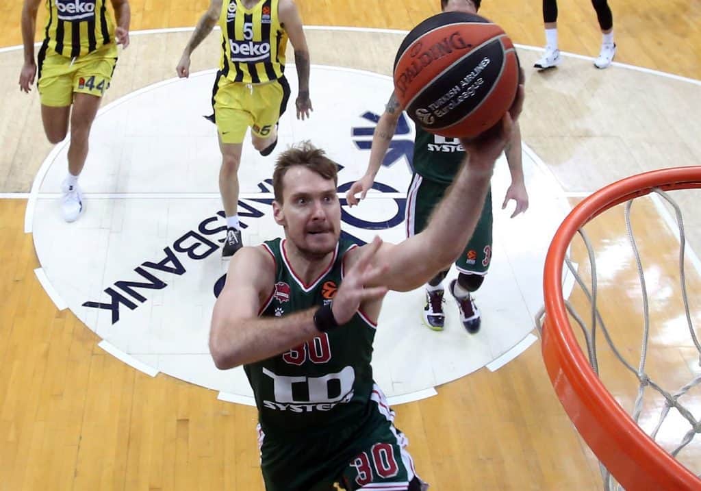 Zoran Dragic contra Fenerbahçe