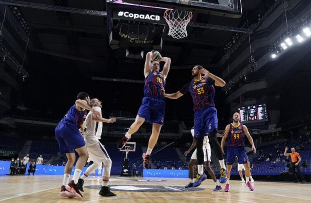 Foto: acbphoto. Rolands Smits ante Unicaja