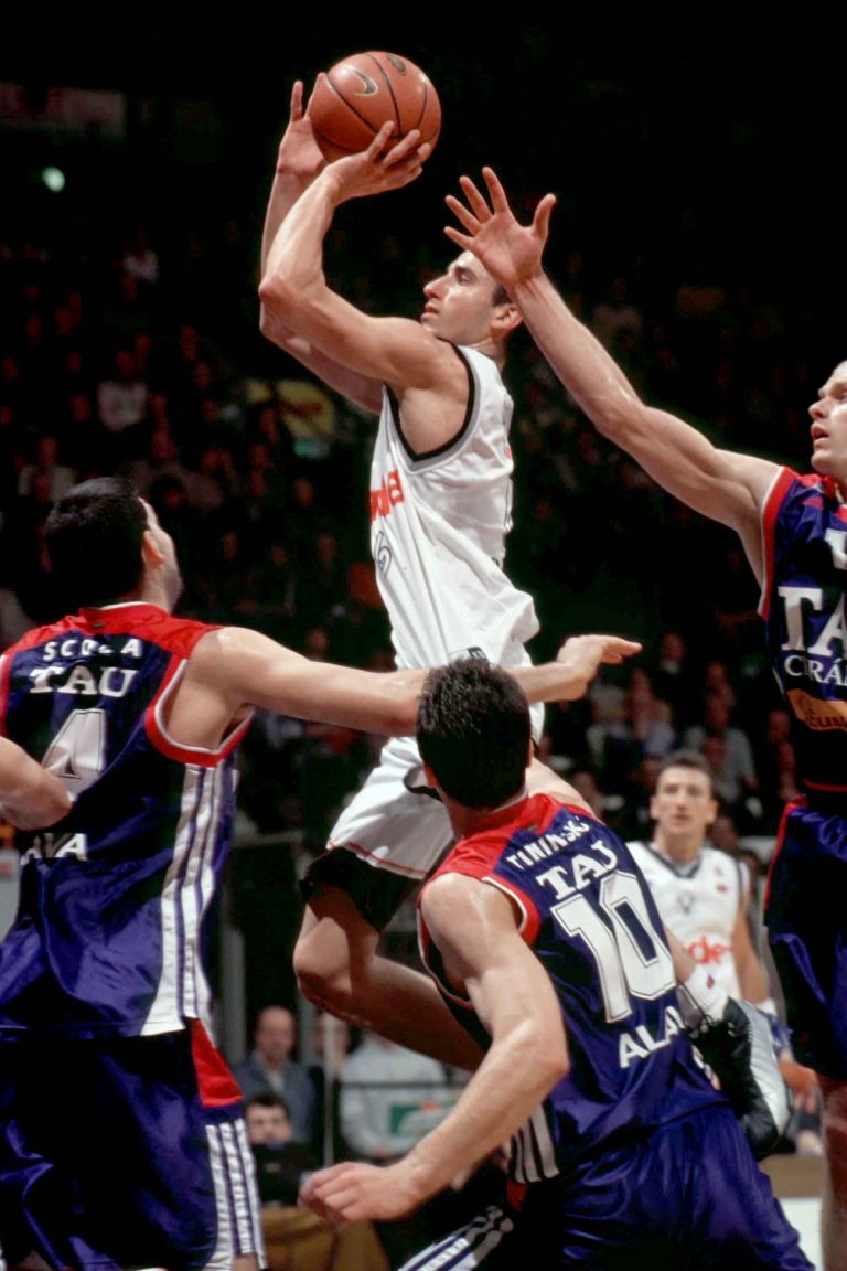 Final de Euroliga 2º partido. Kinder Bolonia 94-73 Tau Cerámica Baskonia