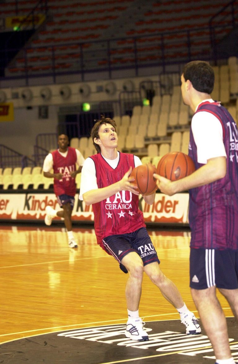 Previa Final de Euroliga 5º partido. Kinder Bolonia-Tau Cerámica Baskonia