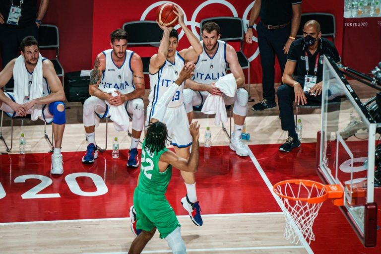 Fontecchio aporta 12 puntos a la clasificación de Italia a cuartos de final