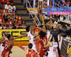 Liga ACB J4. Baxi Manresa 74-67 Baskonia