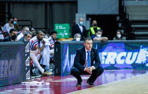 David Gil y otros segundos entrenadores que tuvieron que dirigir temporalmente al Baskonia