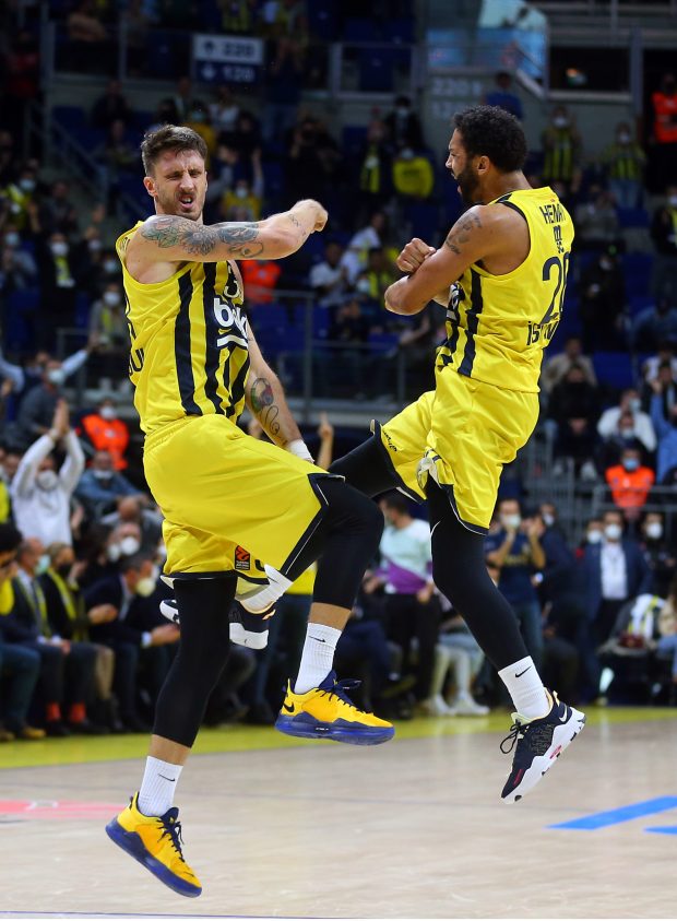 Foto: Fenerbahçe Beko. Polonara y Henry juntos ahora en Estambul