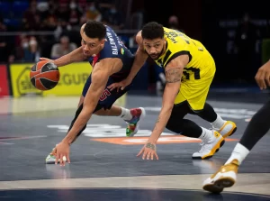 Euroliga J31. Bitci Baskonia 77-62 Fenerbahçe