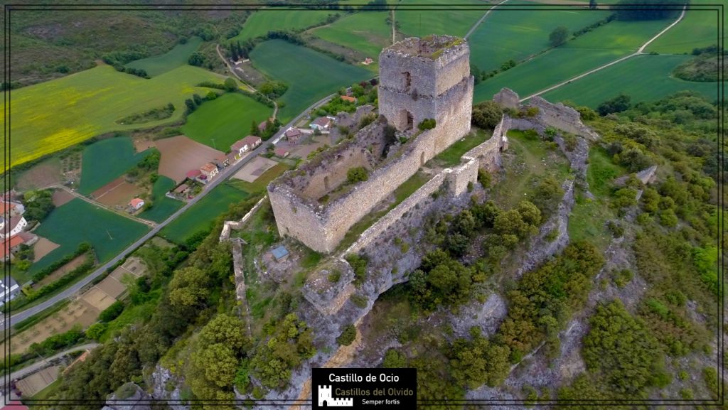 Foto: castillosdelolvido.com/ Panorámica del Castillo de Ocio