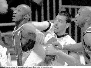 Liga ACB J31. Tau Cerámica 100-83 CB Granada