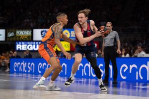 Playoffs Liga ACB. 4º de Final J2. Bitci Baskonia 82–89 Valencia Basket