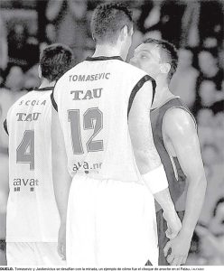Semifinales Liga ACB J1. F.C Barcelona 71-80 Tau Cerámica Baskonia