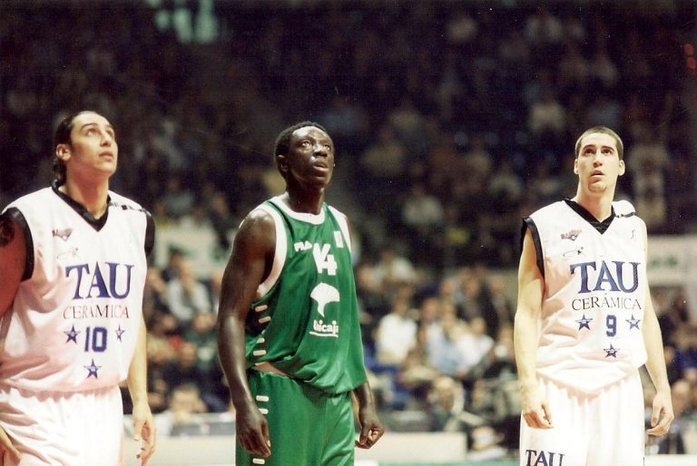 Previa Liga ACB J34. Unicaja de Málaga – Tau Cerámica Baskonia