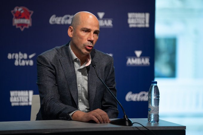 Presentado Joan Peñarroya