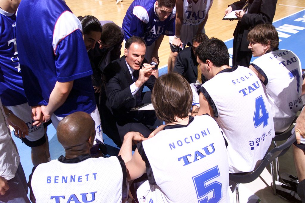 Foto:ACB. Dusko Ivanovic en un tiempo muerto en el segundo partido de la Final