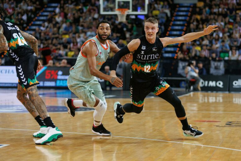 Liga ACB J6. Surne Bilbao Basket 70–81 Cazoo Baskonia