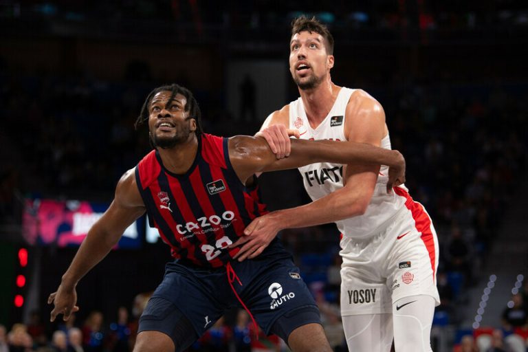 Steven Enoch y Simone Fontecchio sujetos a derecho de tanteo por parte de Saski Baskonia