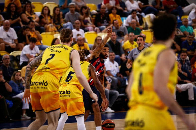 Liga ACB J11. Gran Canaria 68–96 Cazoo Baskonia