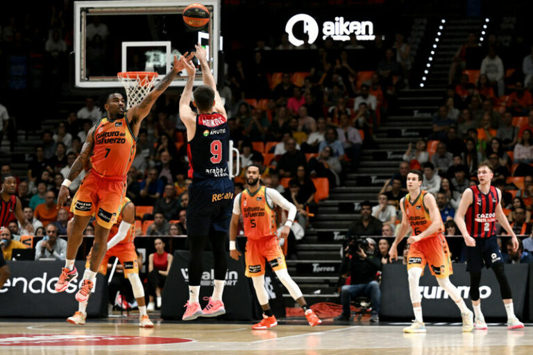 Liga ACB J25. Valencia Basket 81–85 Cazoo Baskonia