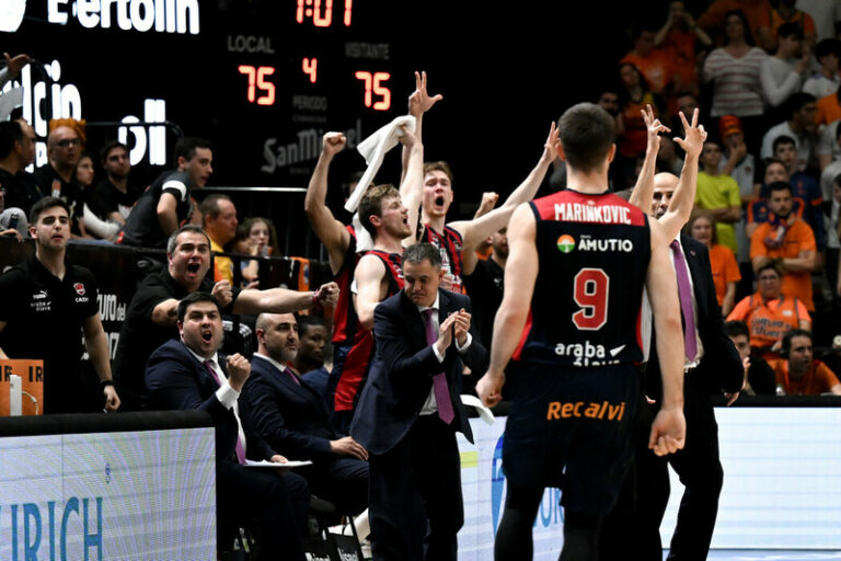 La Tertulia Dobles Figuras de Cope Vitoria. Miércoles 05/04/23