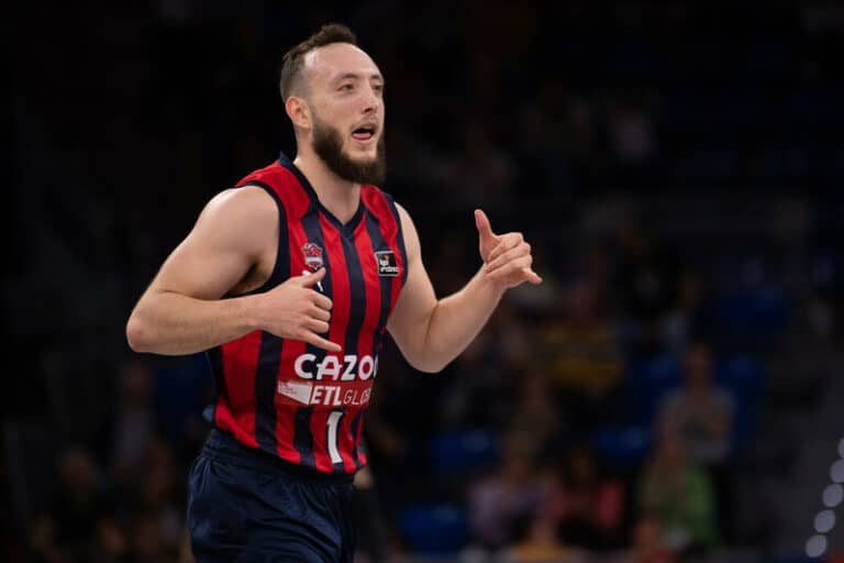 Max Heidegger. Una actuación de récord con 25 puntos y 5 asistencias en menos de 20 minutos