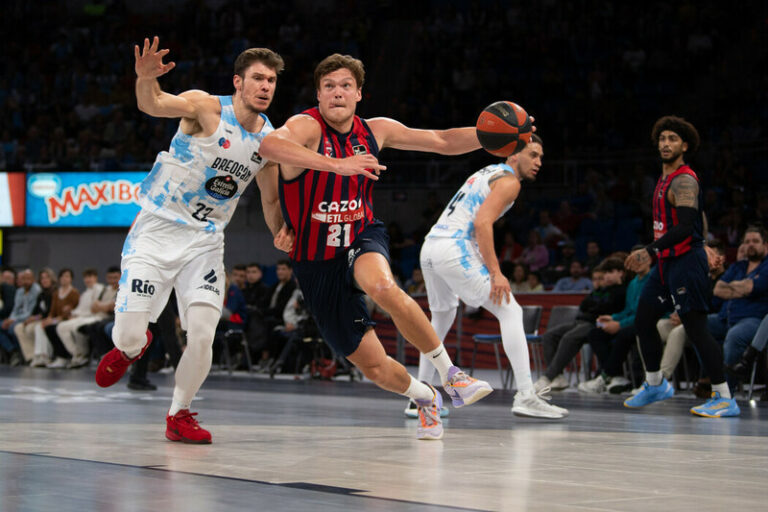 La Tertulia Dobles Figuras de Cope Vitoria. Miércoles 03/05/2023