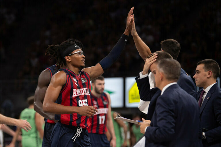 La Tertulia Dobles Figuras de Cope Vitoria. Miércoles 04/10/23