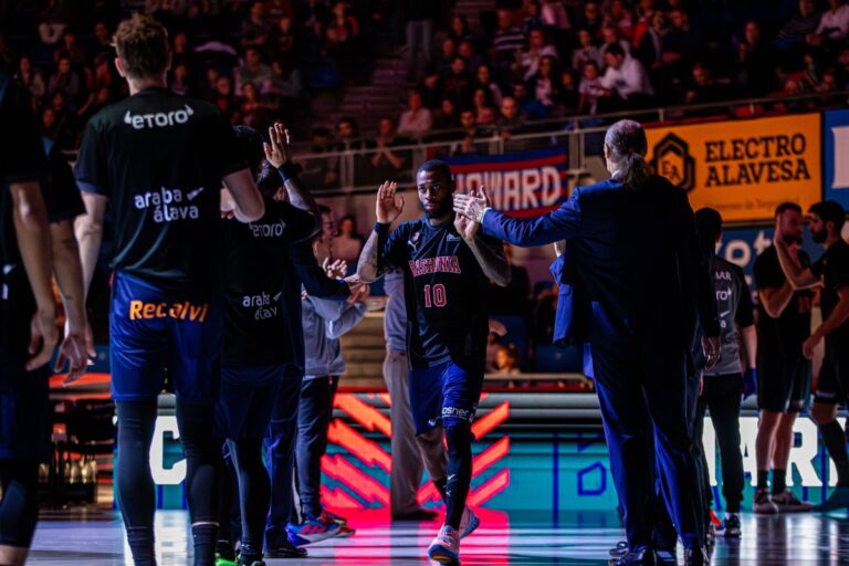 La Tertulia Dobles Figuras de Cope Vitoria. Miércoles 10/01/24