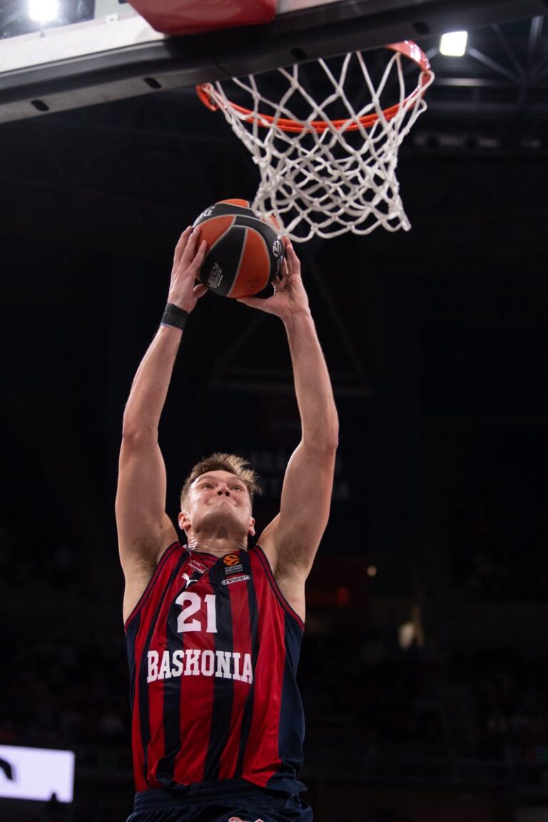 Euroliga J25. Baskonia 92–82 Maccabi de Tel Aviv