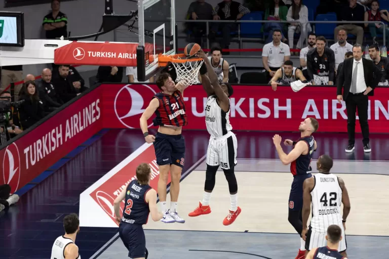 La Tertulia Dobles Figuras de Cope Vitoria. Miércoles 29/05/24