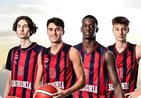 Joseba Querejeta, Vit Hrabar, Aleksandr Savkov y Seydina Limamulaye jugarán cedidos en el CB Clavijo