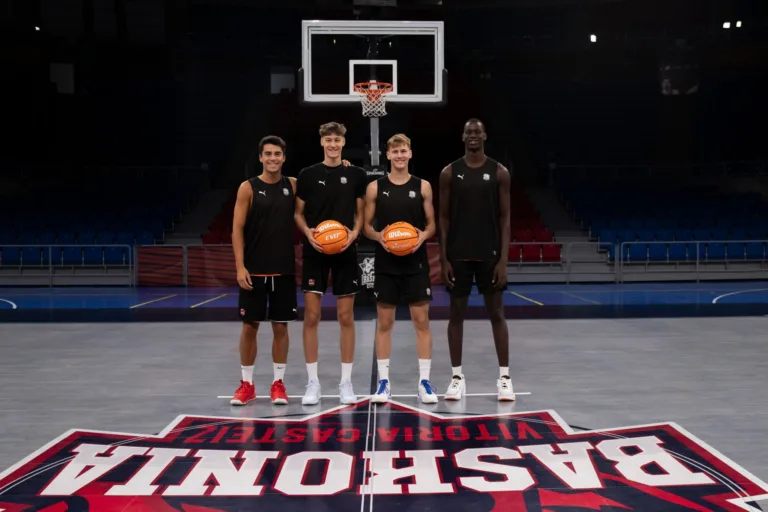 Cuatro jugadores de la cantera participarán en la pretemporada del Baskonia