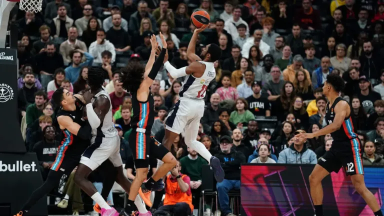 Precedentes del Baskonia en París