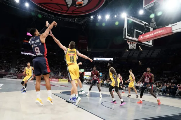 Timothé Luwawu-Cabarrot sufre una lesión en el gemelo