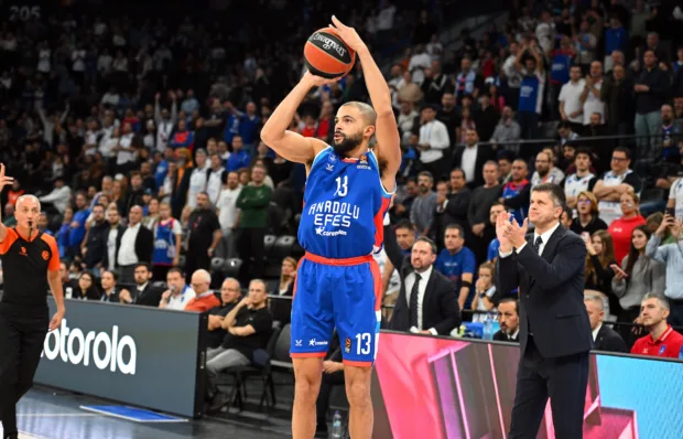 Baskonia decide no igualar la oferta de Valencia Basket por Darius Thompson