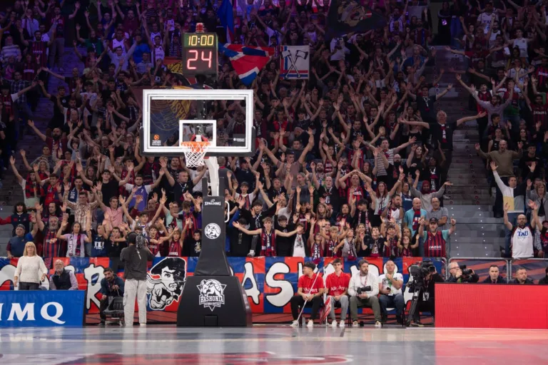 Archivo Histórico. Asistencia de público en el Buesa Arena en Euroliga