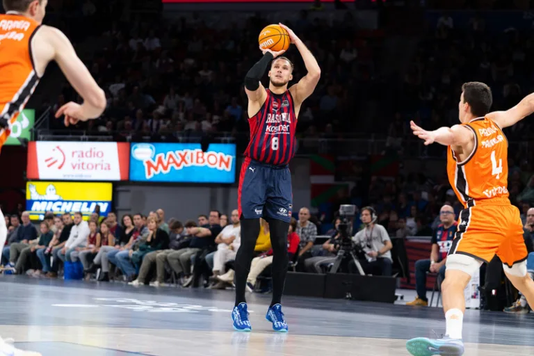 Liga ACB J9. Baskonia 91–116 Valencia Basket
