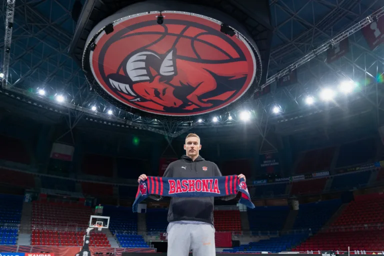 Luka Samanic, fichaje de calidad para el puesto de ala-pivot del Baskonia